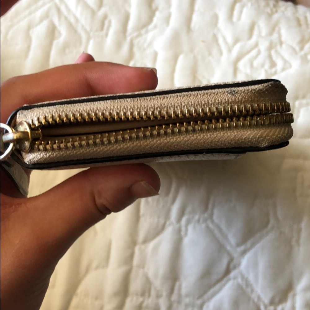 Kate Spade Wallet - Picture 4 of 6